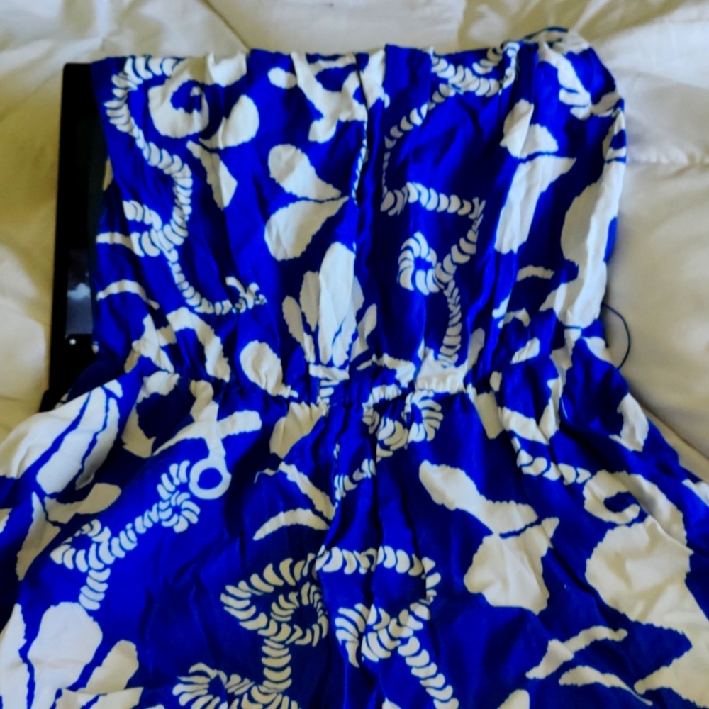 Selling my fav romper ever, got one use an oops baby on board pockets are amazin